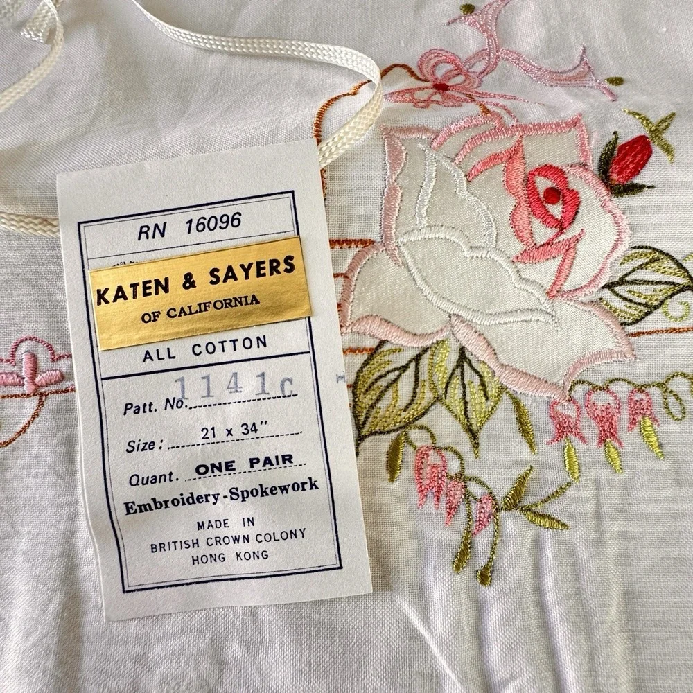 Vintage Hand Embroidered Pillowcases Set Katen & Sayers‎ Hong Kong Floral NWT